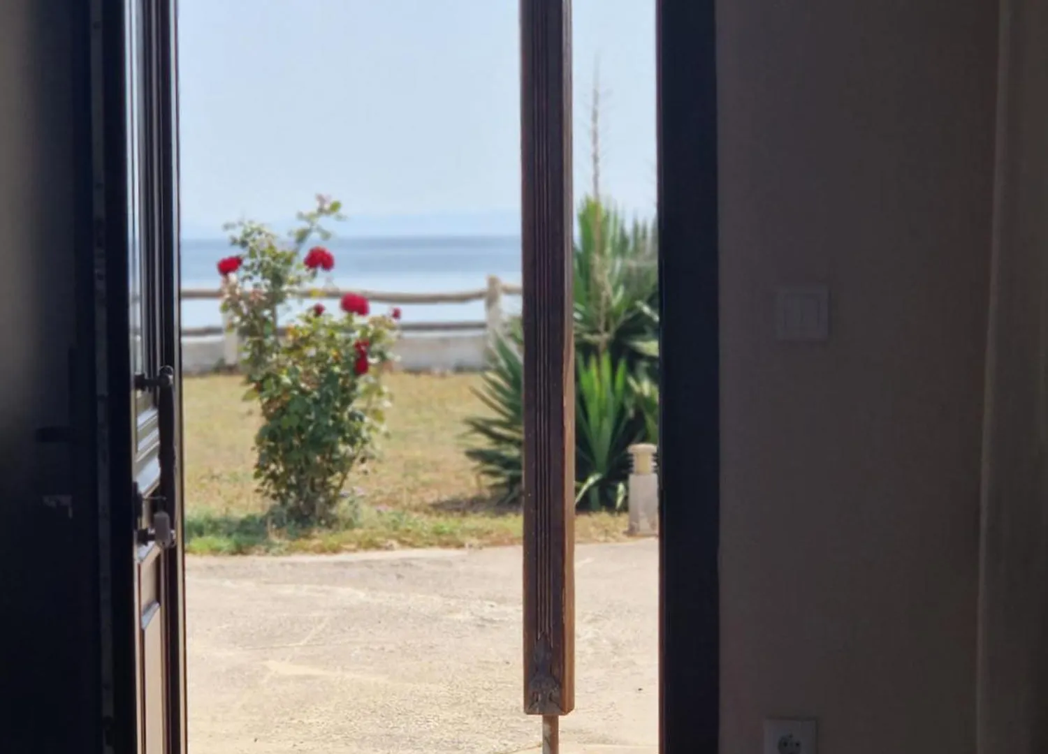 Aparthotel On The Wave Studios Spitakia Sto Kyma Nikiti